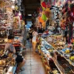 Luxury Dining Market Hopping in Vietnam Markets: A Traveler’s Vietnam Travel Guide to Food, Crafts, and Local Life